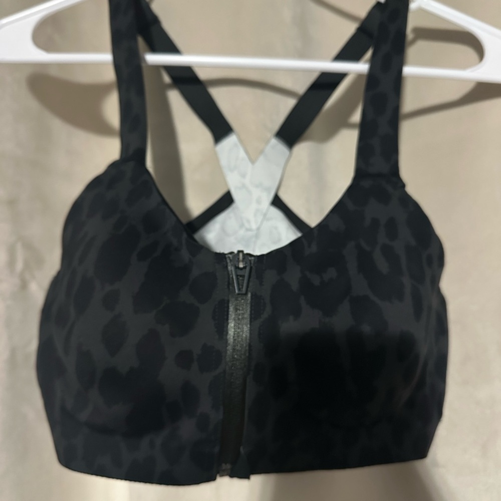 Victoria's Secret Black Animal Print Sports Bra
